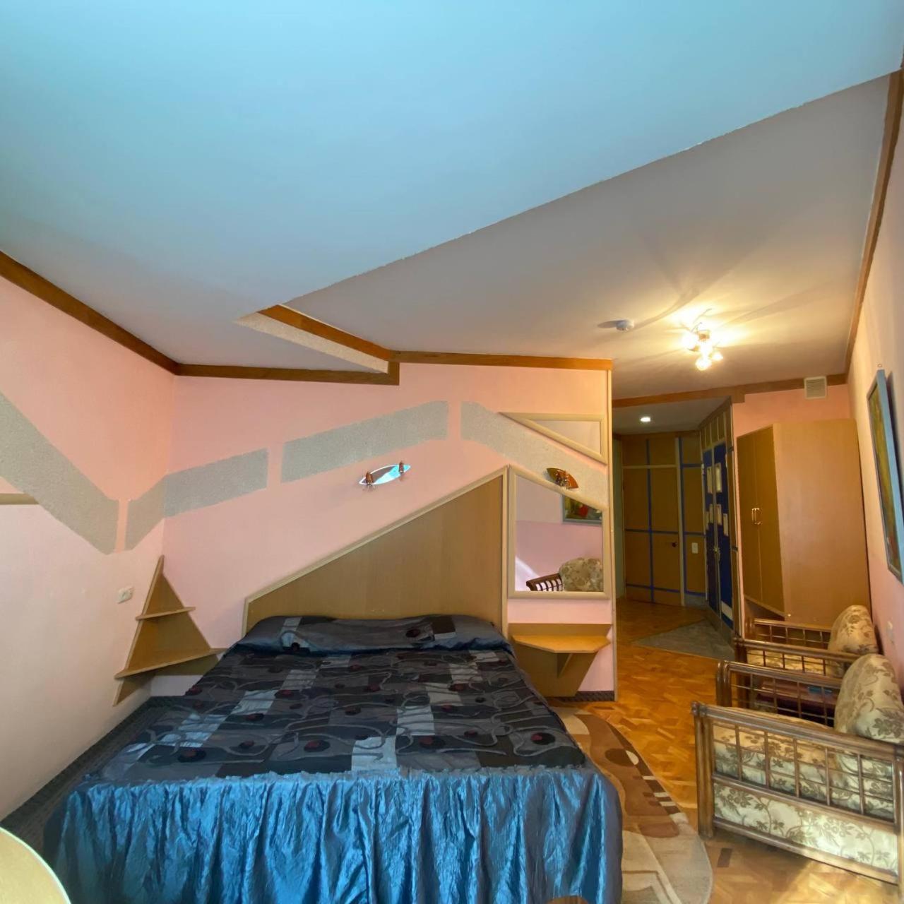 Дом Писателей Цахкадзора Hotel Екстериор снимка