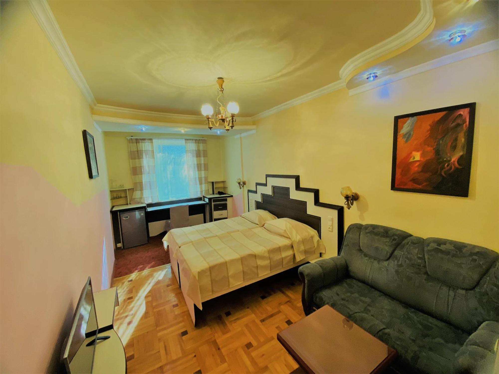 Дом Писателей Цахкадзора Hotel Екстериор снимка