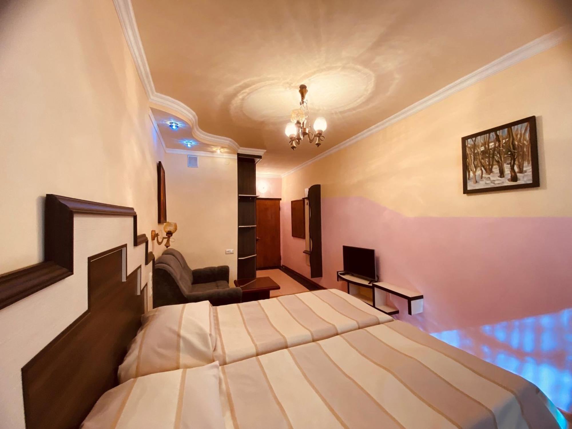 Дом Писателей Цахкадзора Hotel Екстериор снимка